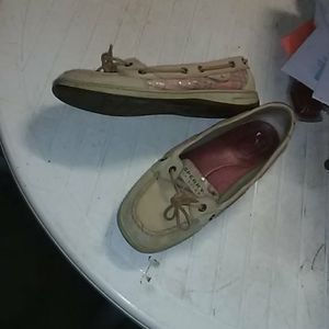 Pink camo loafer shoes